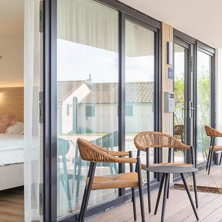 C-hotels Zeegalm ホテル