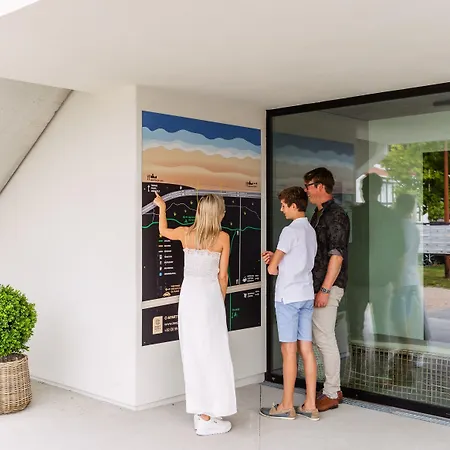 C-hotels Zeegalm ホテル ミデルケルケ