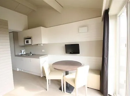 C-hotels Zeegalm Отель 3*