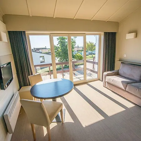 C-hotels Zeegalm Отель 3*