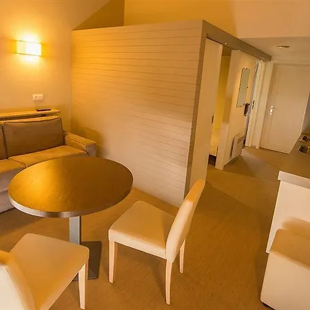 C-hotels Zeegalm Отель