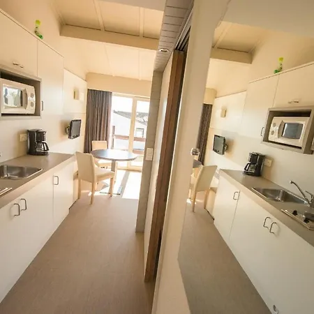 Отель C-hotels Zeegalm 3*