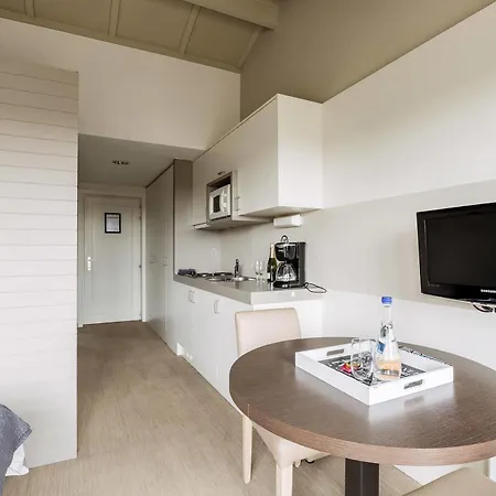 C-hotels Zeegalm Отель 3*
