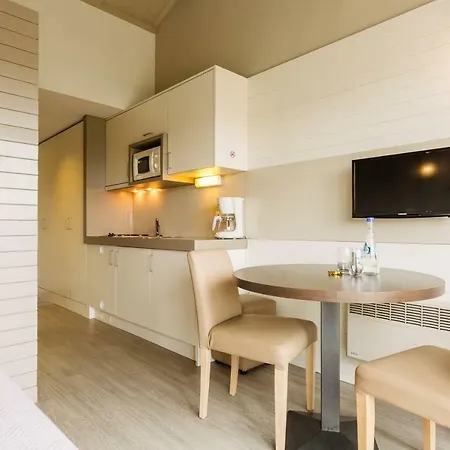 C-hotels Zeegalm Отель 3*